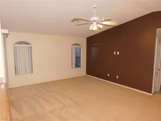 Photo #4: 2227044 Listing 