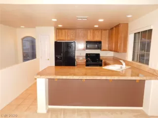 Photo #6: 2227044 Listing 