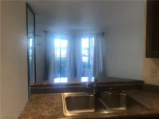 Photo #5: 2227124 Listing 