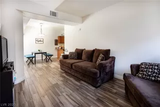 Photo #2: 2227132 Listing