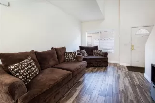 Photo #3: 2227132 Listing