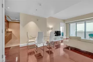 Photo #1: 2227136 Listing 