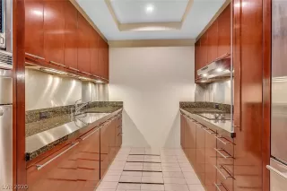 Photo #2: 2227136 Listing 