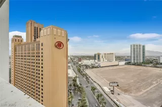 Photo #5: 2227136 Listing 