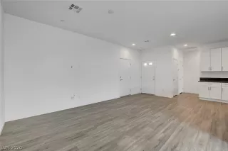 Photo #4: 2227146 Listing 