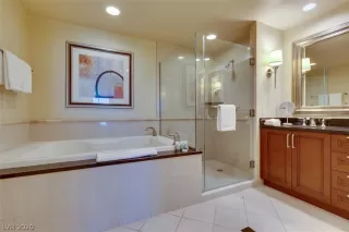 Photo #2: 2227208 Listing 