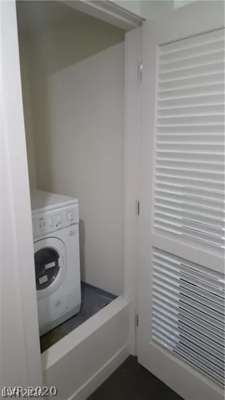 Photo #5: 2227210 Listing 