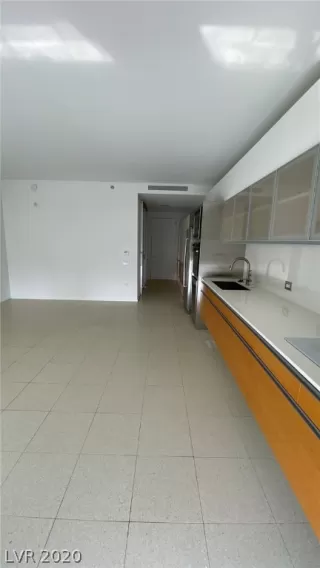 Photo #4: 2227215 Listing