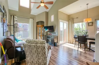 Photo #2: 2227308 Listing