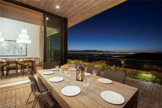 MLS: 2228407 Condo For Sale