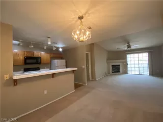 Photo #1: 2228420 Listing 