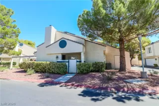 Photo #1: 2228427 Listing