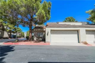 Photo #5: 2228427 Listing