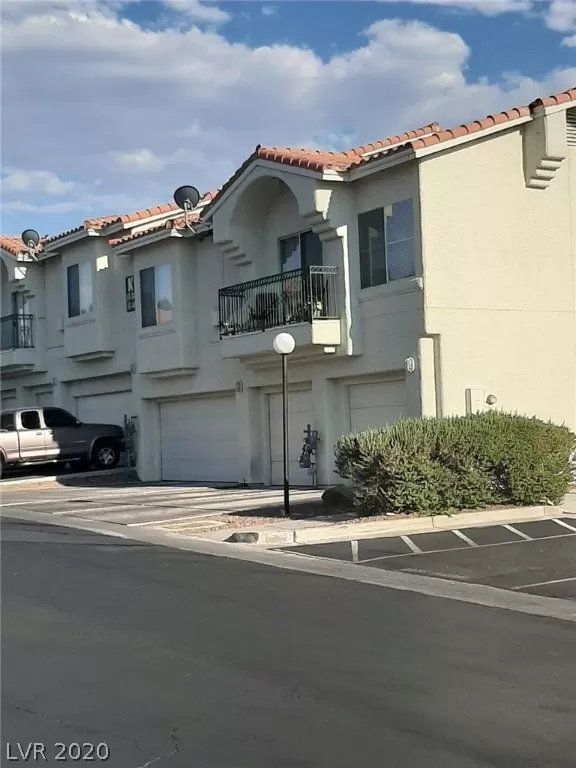 MLS: 2228429 Condo For Sale