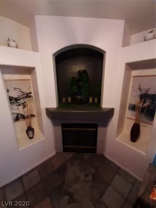 Photo #5: 2228429 Listing 