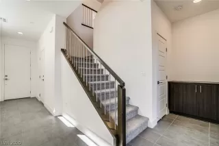 Photo #3: 2228460 Listing 