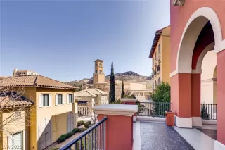 Photo #1: 2228514 Listing 