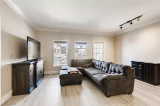 Photo #6: 2228514 Listing 