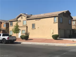 Photo #3: 2228515 Listing 