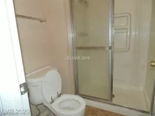 Photo #5: 2228528 Listing