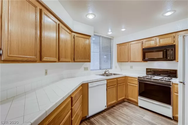 MLS: 2228598 Condo For Sale