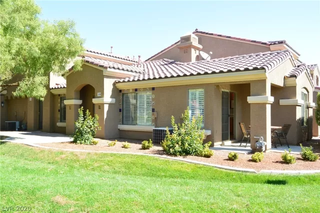 MLS: 2228636 Condo For Sale