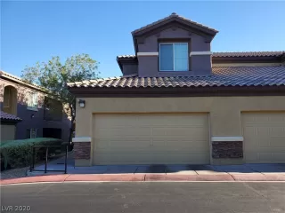 Photo #1: 2228663 Listing