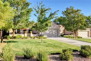 Photo #3: 2228752 Listing