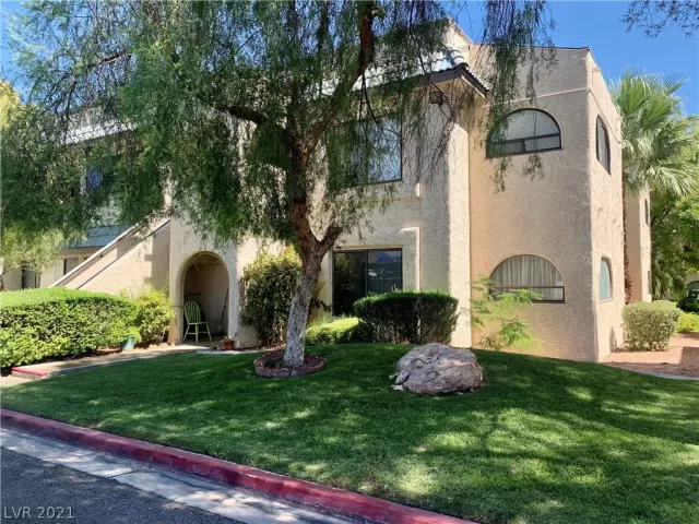 MLS: 2228803 Condo For Sale