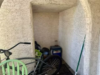 Photo #5: 2228803 Listing 