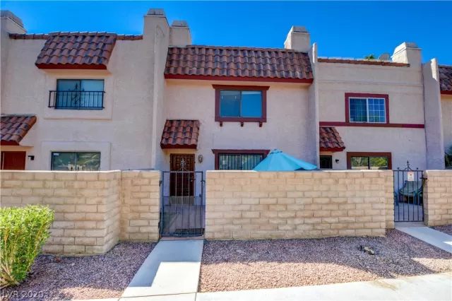 MLS: 2228828 Condo For Sale