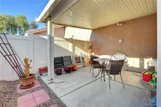 Photo #6: 2228916 Listing