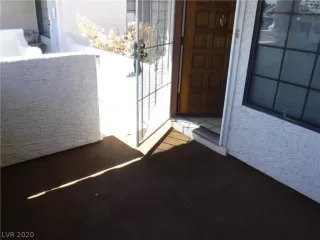 Photo #1: 2228975 Listing 