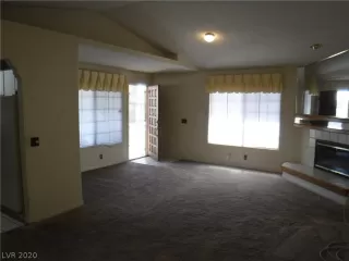 Photo #2: 2228975 Listing 