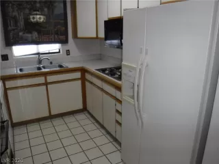 Photo #3: 2228975 Listing 