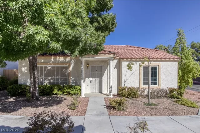 MLS: 2229047 Condo For Sale