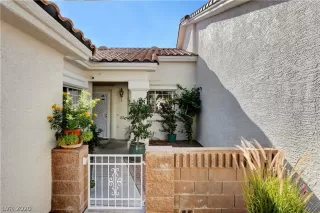 Photo #4: 2229107 Listing 