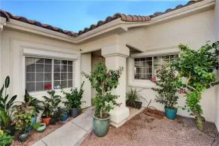 Photo #5: 2229107 Listing 