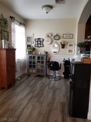 Photo #3: 2229135 Listing