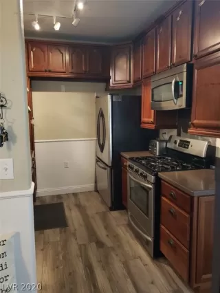 Photo #5: 2229135 Listing