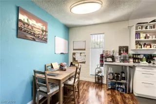 Photo #4: 2229142 Listing