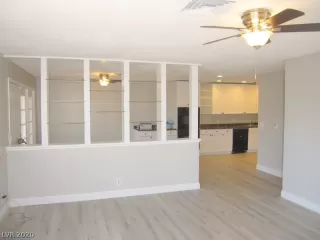 Photo #3: 2229174 Listing