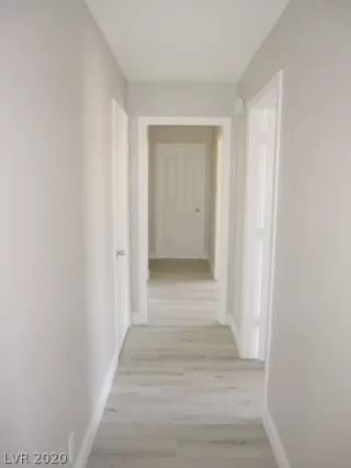 Photo #5: 2229174 Listing