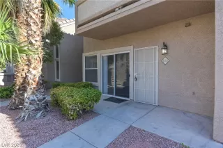 Photo #1: 2229191 Listing 