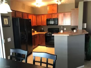 Photo #5: 2229193 Listing 