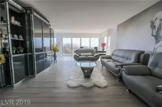 Photo #2: 2229227 Listing 