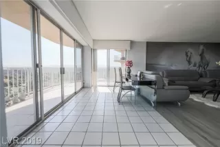 Photo #4: 2229227 Listing 