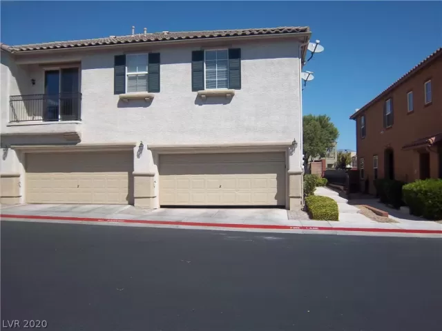 MLS: 2229285 Condo For Sale