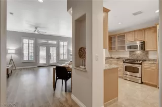 Photo #4: 2229313 Listing 