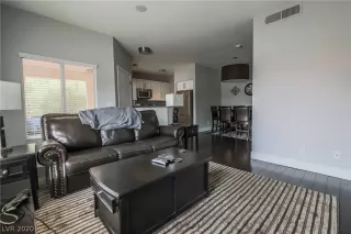 Photo #6: 2229339 Listing 